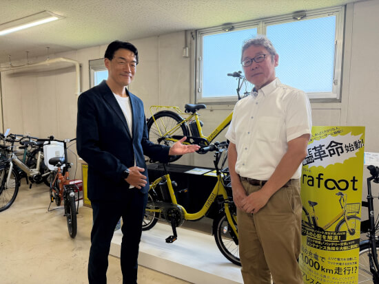 佐々木社長(画像左)・西田営業推進役(画像右)
